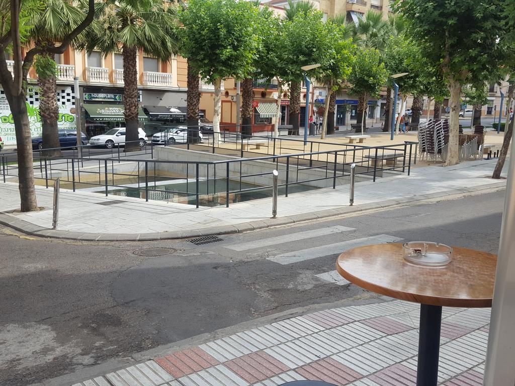 Hostal Galicia Don Benito Buitenkant foto
